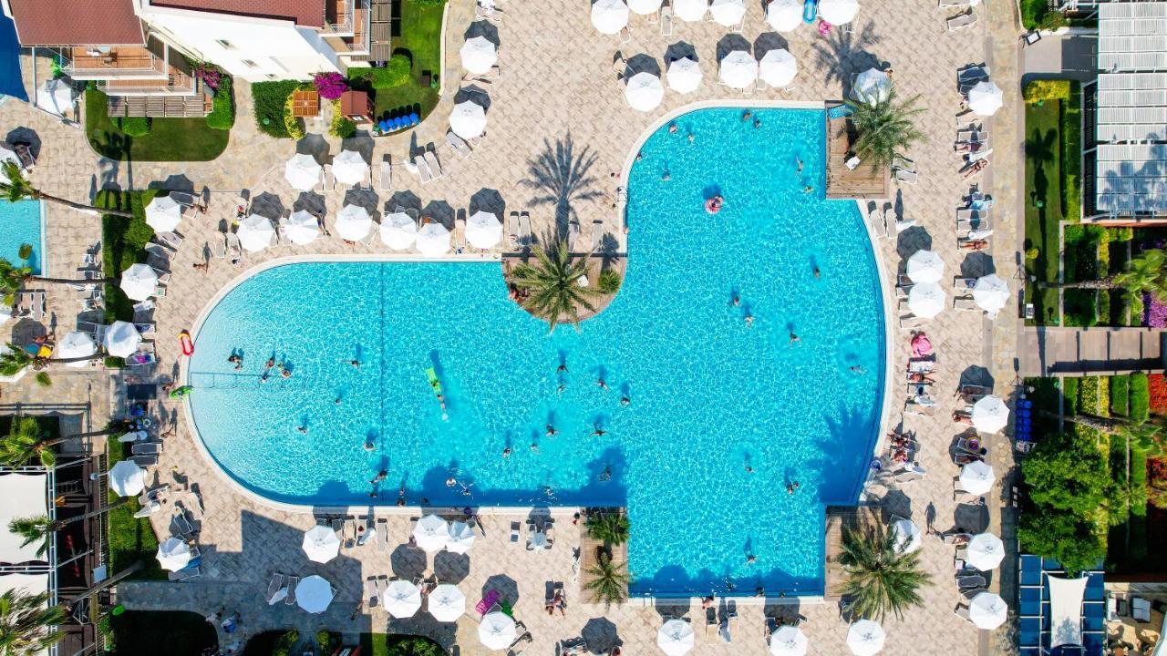 Barut B Suites Side Exterior foto